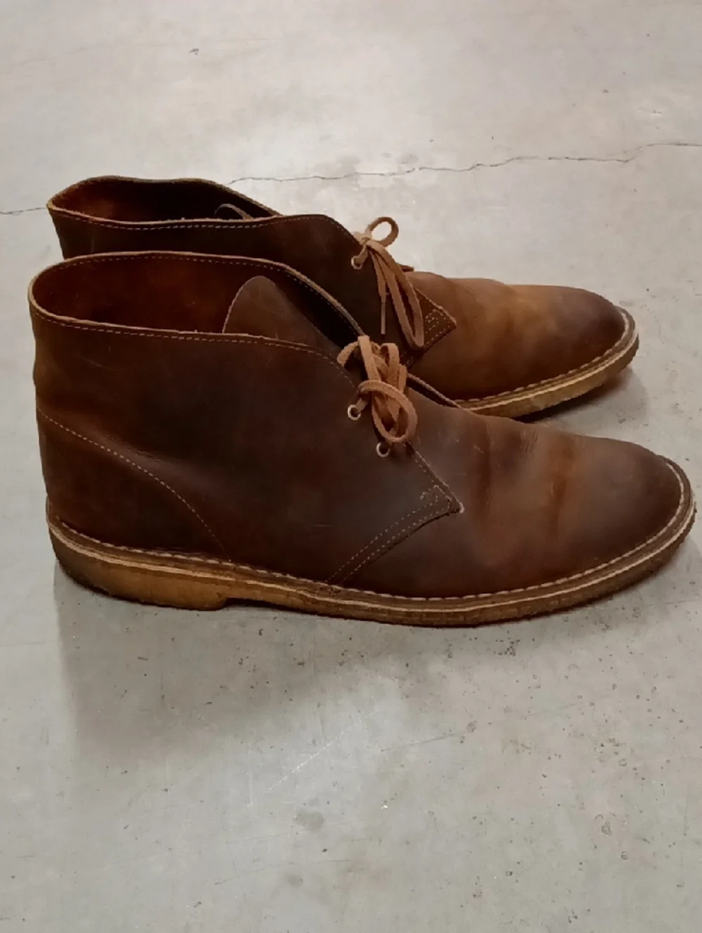 Clark's OG Originals Distressed Oiled Gum Sole Desert Boots Size 13